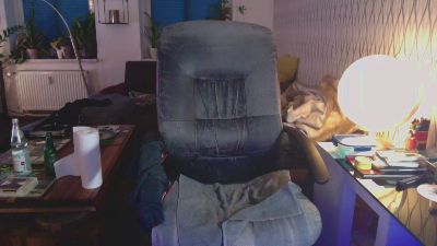 tom0819 webcam model stream image