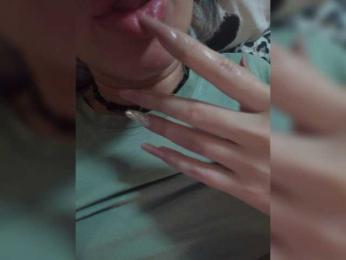Zlata007 webcam preview