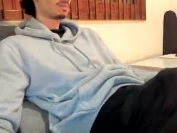 moderdelier webcam model stream image