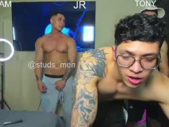 studs_men webcam model stream image