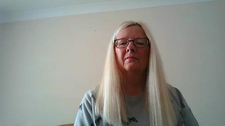 Foxy-Lucy webcam model stream image