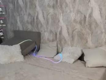 kris_mon webcam model stream image