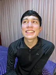 Bryanwild webcam model stream image