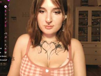 momorenaaa webcam model stream image