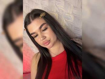 suchka-black- webcam bongacams model stream image