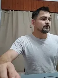 Bradd_32 webcam stripchat model stream image