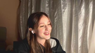 AdeliaDerousse webcam model stream image