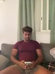 Axel_black10 webcam model stream image