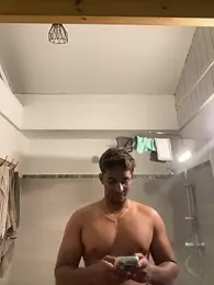 Axel_black10 webcam model stream image