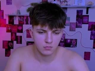 travis-wolf webcam model stream image