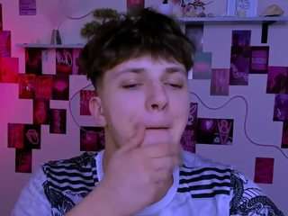 travis-wolf webcam camsoda model stream image