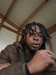 Thirdlegsuave webcam stripchat model stream image