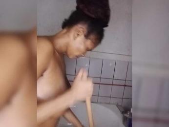 Ntombie webcam bongacams model stream image