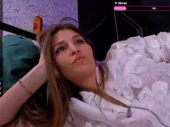 queenafina webcam chaturbate model stream image