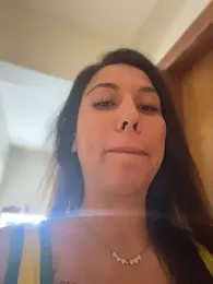 Carolini09 webcam model stream image