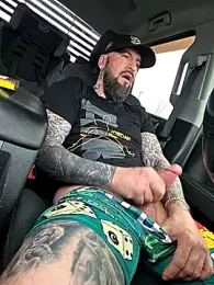 Beardedtattood webcam model stream image