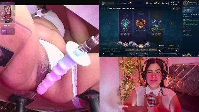 DaphneContry webcam cam4 model stream image