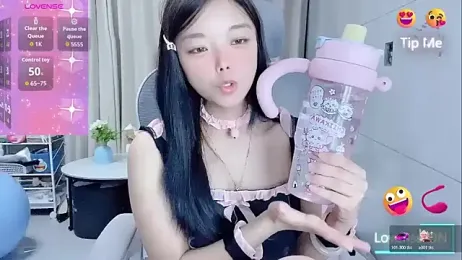 Puting_q webcam model stream image