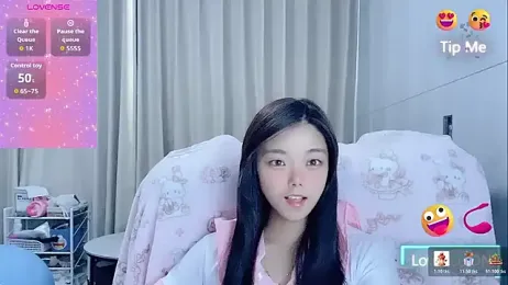 Puting_q webcam model stream image