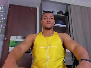 Thomas Johnson webcam model stream image