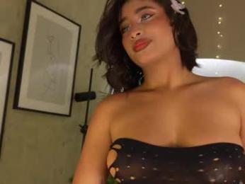 willow_hendrix webcam chaturbate model stream image