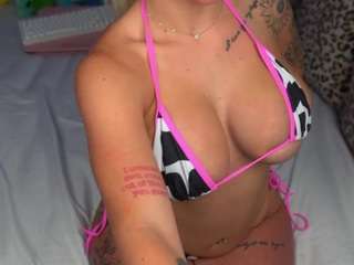 emmagray01 webcam model stream image