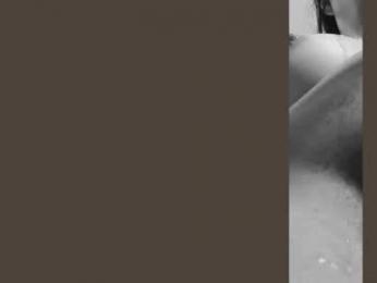 rosiebones webcam model stream image