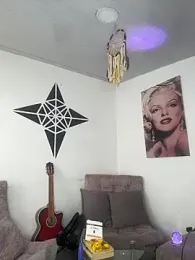 Mydreams69 webcam model stream image