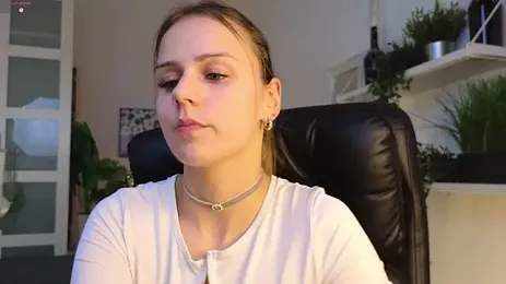 WendyDolie webcam stripchat model stream image
