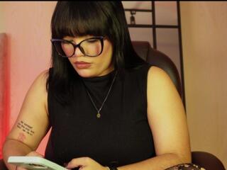 Amelia Farrell webcam model stream image