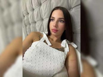 BabyDarii webcam bongacams model stream image