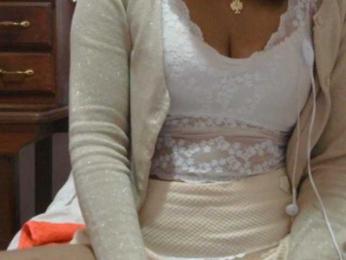 Mielly webcam model stream image