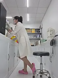 HinaLovely webcam model stream image