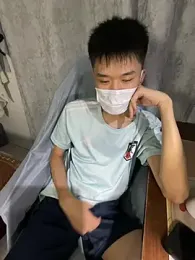 Zhang_yiovo webcam stripchat model stream image
