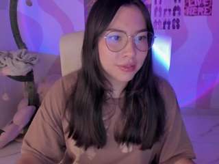bubble-gum webcam model stream image