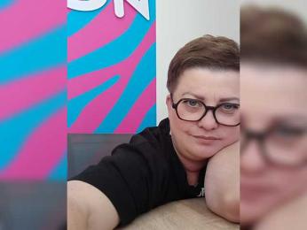 LeraVV webcam model stream image