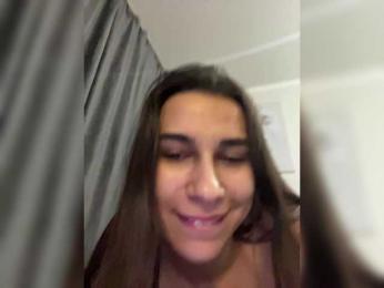 SweetSlice webcam bongacams model stream image