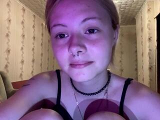 Rosaline Mynatt webcam model stream image