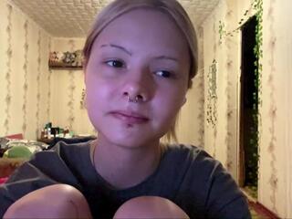Rosaline Mynatt webcam flirt4free model stream image