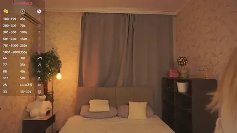 SusanneOsche webcam model stream image