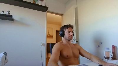 ALPHA_HUNK webcam model stream image