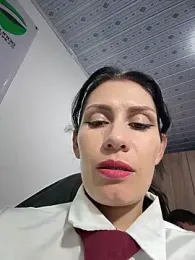 Alysson-- webcam model stream image