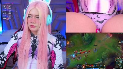 LilaPop_ webcam model stream image