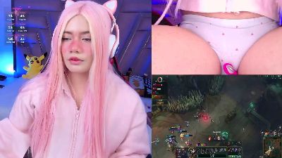 LilaPop_ webcam model stream image