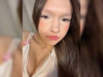 CuteLolly webcam model stream image