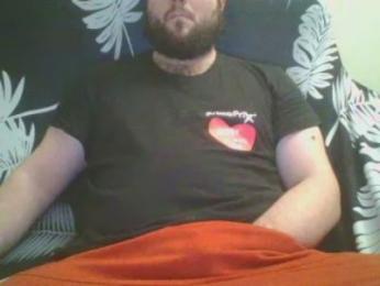 Bebeast webcam model stream image