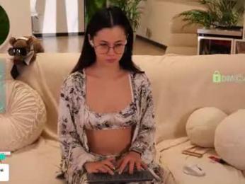 taanni_bc webcam model stream image