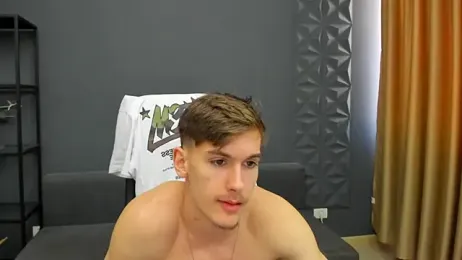 BradyFlint webcam model stream image