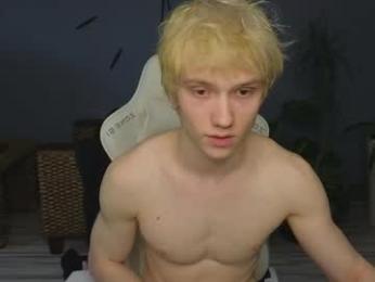 pupsenish webcam model stream image