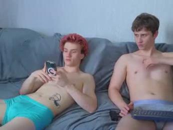pupsenish webcam model stream image
